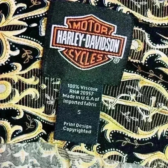 Harley Davidson Women's Short Sleeve Button Down Shirt Size Small - Picture 11 of 13